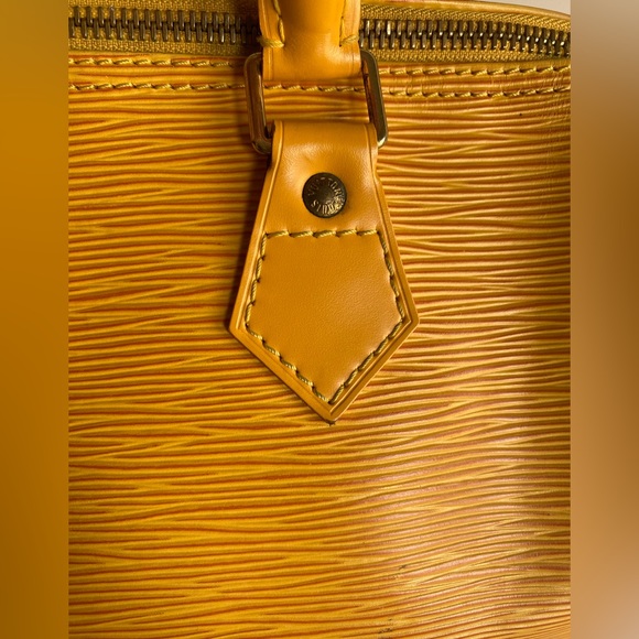 Louis Vuitton Speedy 25 Yellow Epi Leather - Picture 6 of 16